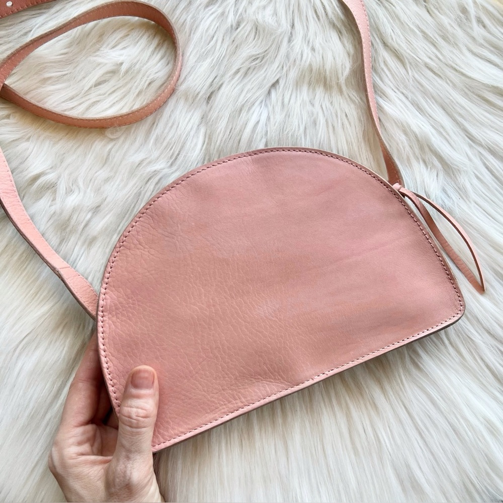 Madewell Pink Light Orchid Leather Half-Moon Crossbody Bag Purse — Like New